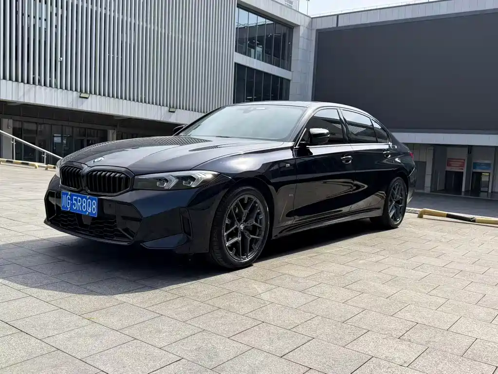 BMW 3 Series 2025