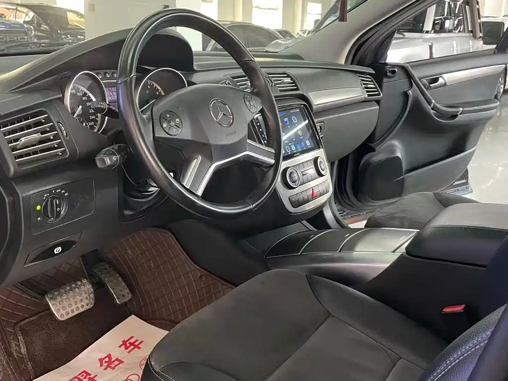 MERCEDES-BENZ R CLASS