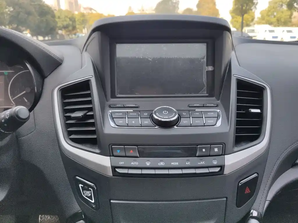 Dongfeng AX7 2018 1.6T AT Luxury