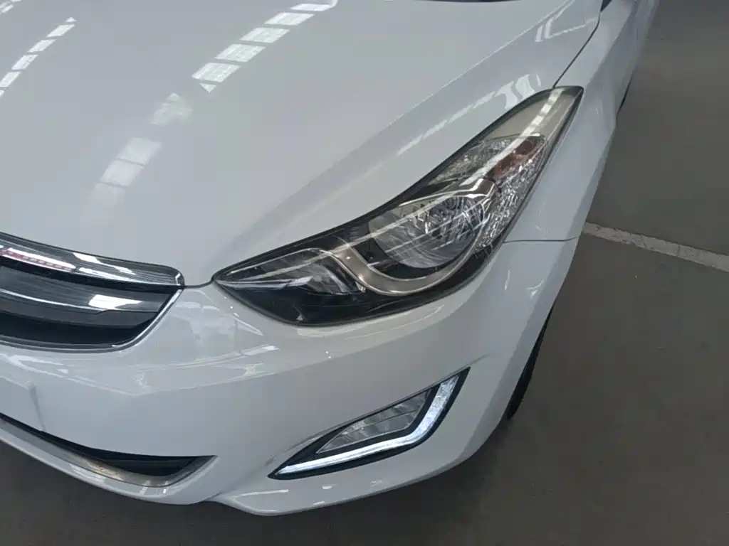 Hyundai Elantra Langdong — миниатюра 24