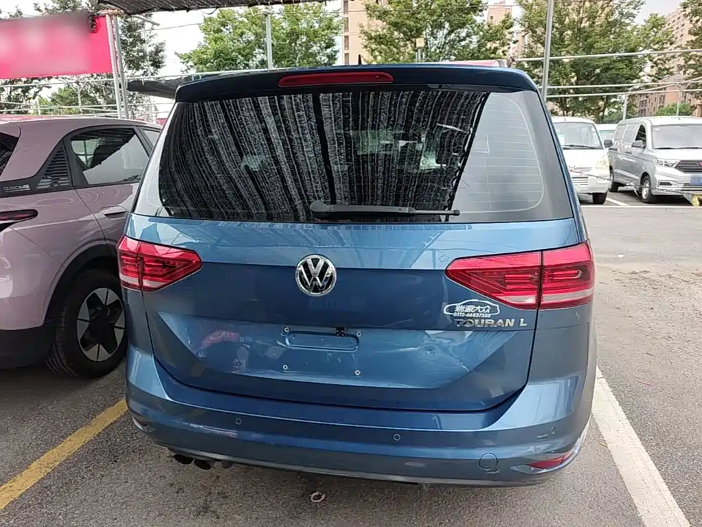 Volkswagen Touran — миниатюра 6