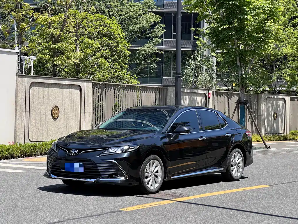 Toyota Camry 2023