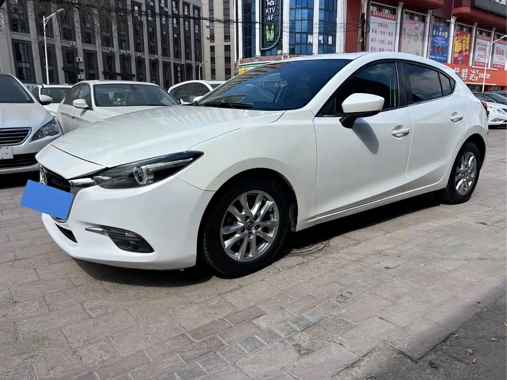 Mazda 3 Axela 2019