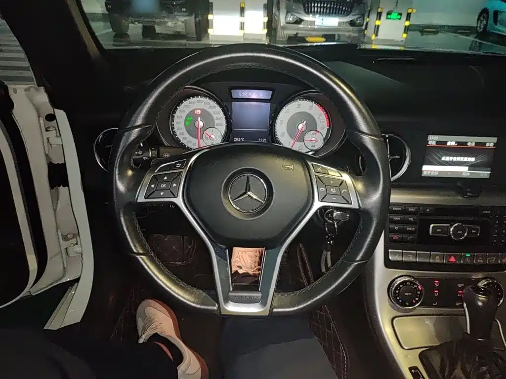 Mercedes-Benz SLK-Class — миниатюра 3