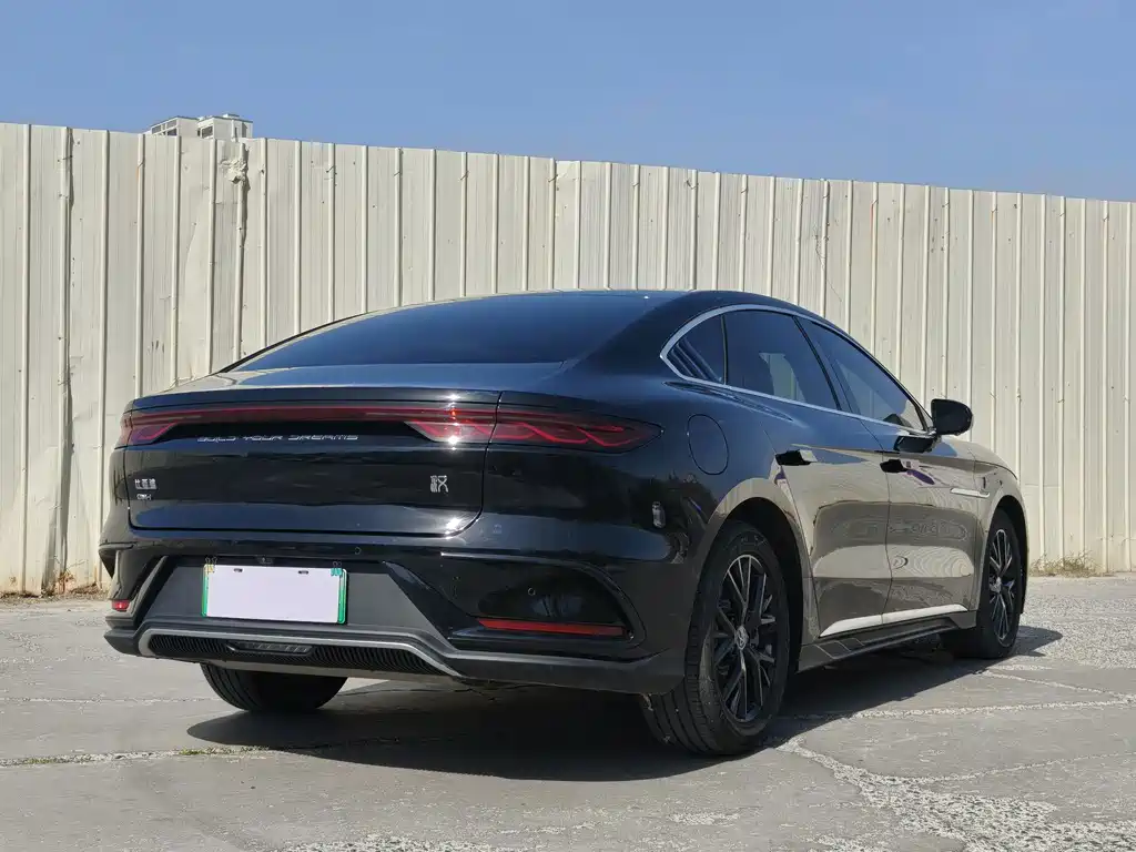 BYD Han — миниатюра 7