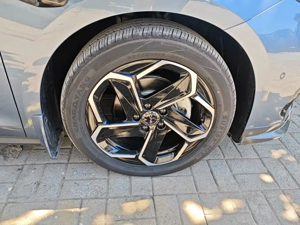 BYD Seals 06 DM-i версия для путешествий — миниатюра 8