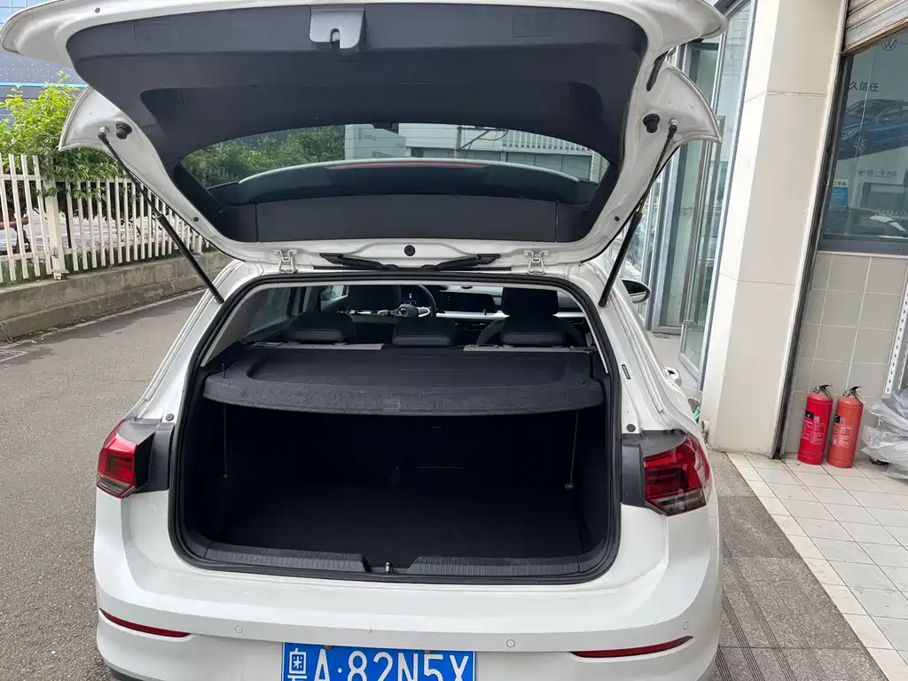 Volkswagen Golf 2023 280TSI DSG Pro