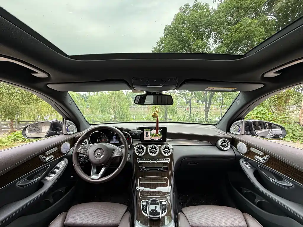 Mercedes-Benz GLC — миниатюра 13