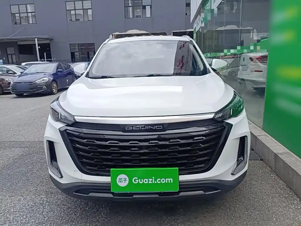 BAIC X3 — миниатюра 3