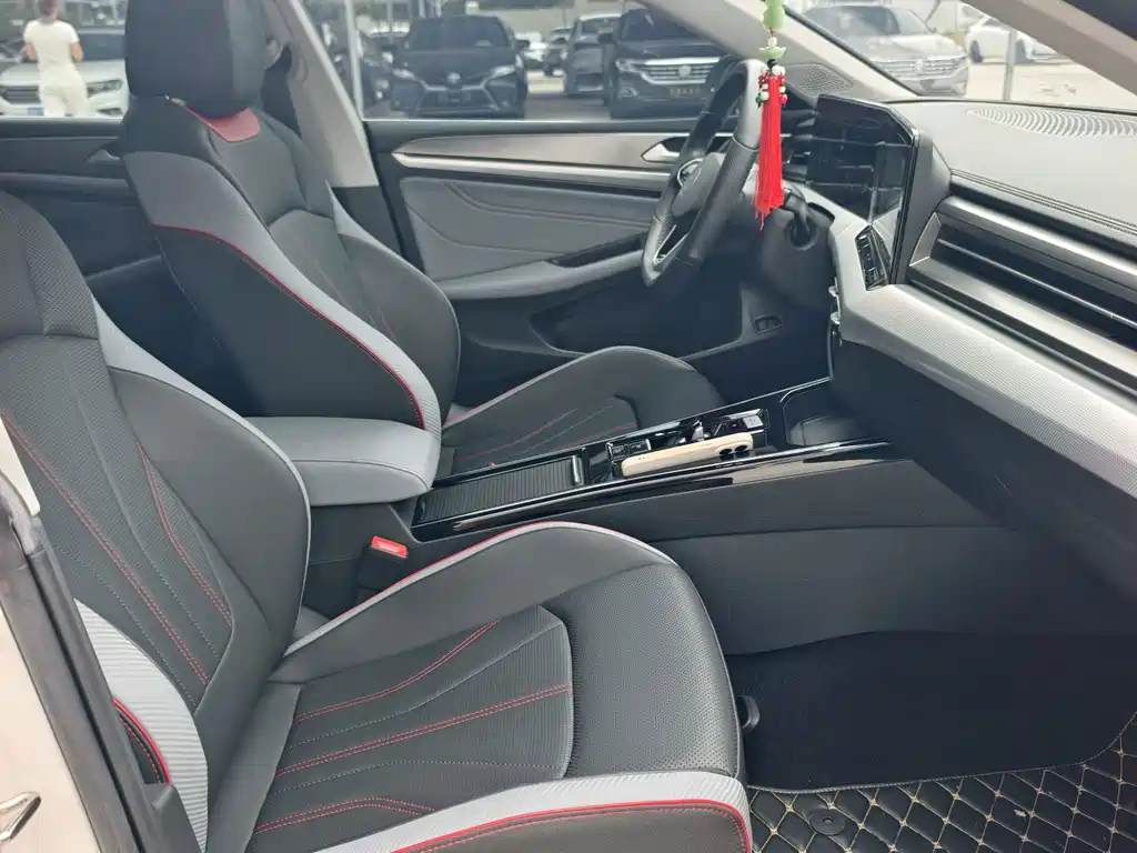 Volkswagen Lamando — миниатюра 8