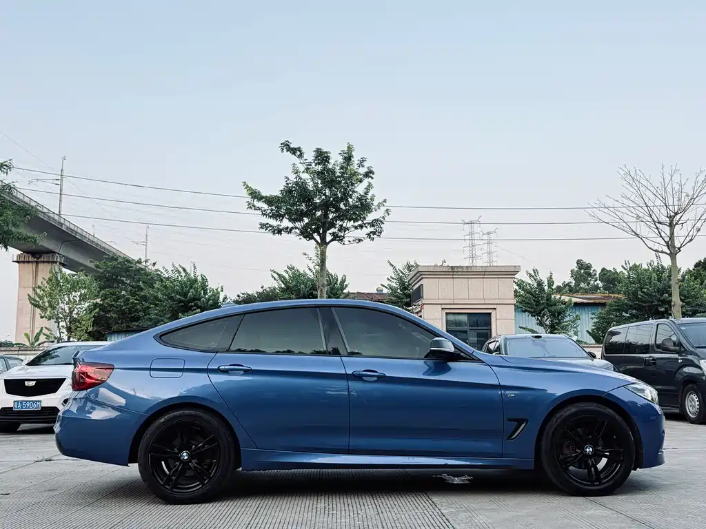 BMW 3 Series GT 3 GT 2020 320i M Sport