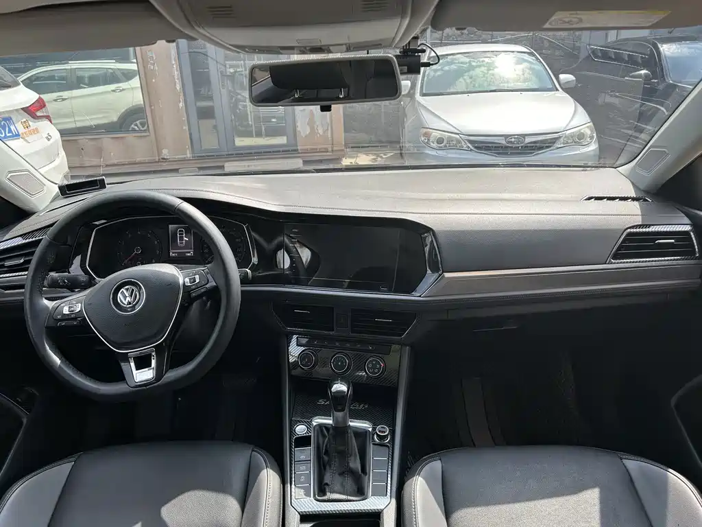 Volkswagen Sagitar — миниатюра 4