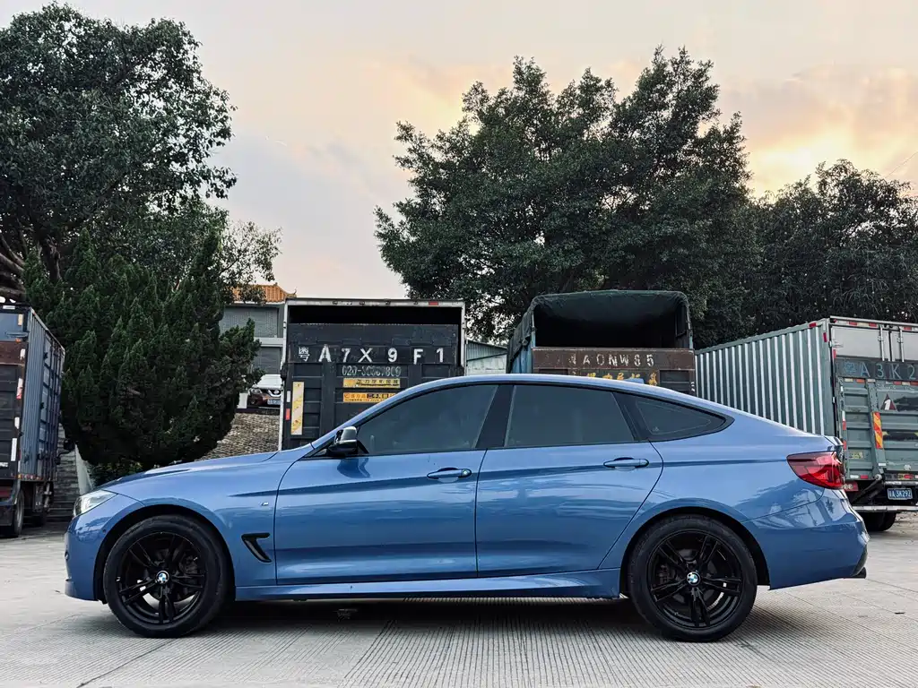 BMW 3 Series GT 3 GT 2020 320i M Sport