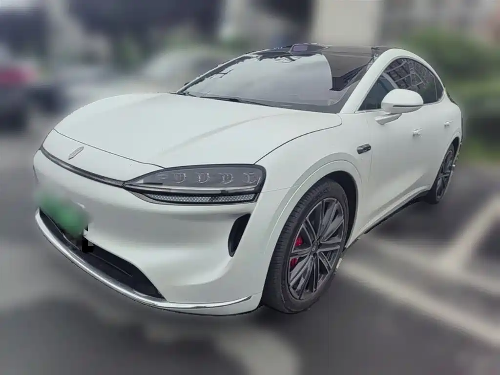 Luxeed Zhijie R7 2026