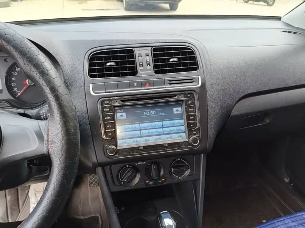 Volkswagen Polo — миниатюра 13