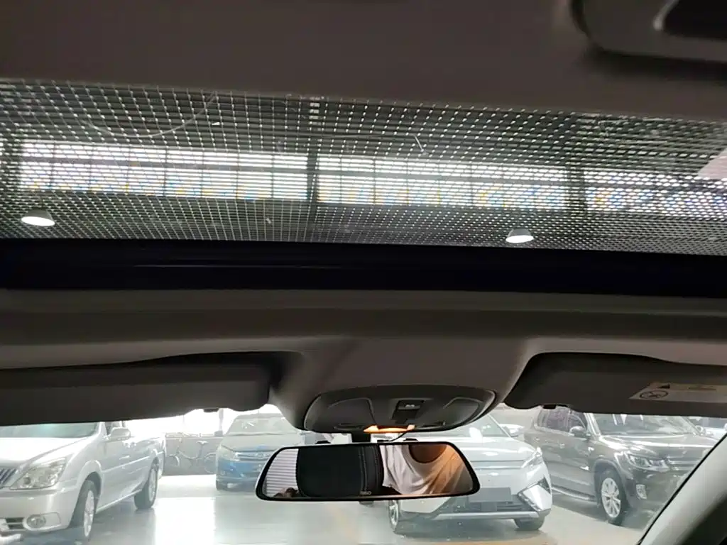 Peugeot 308 — миниатюра 18