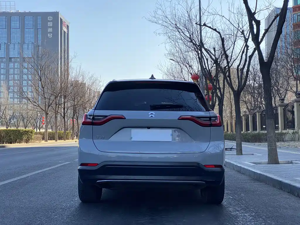 NIO NIO ES8
