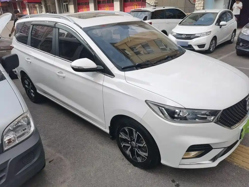 Baojun 360 — миниатюра 4