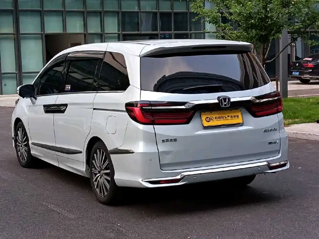Honda Elysion 2024 2.0L e:HEV Luxury