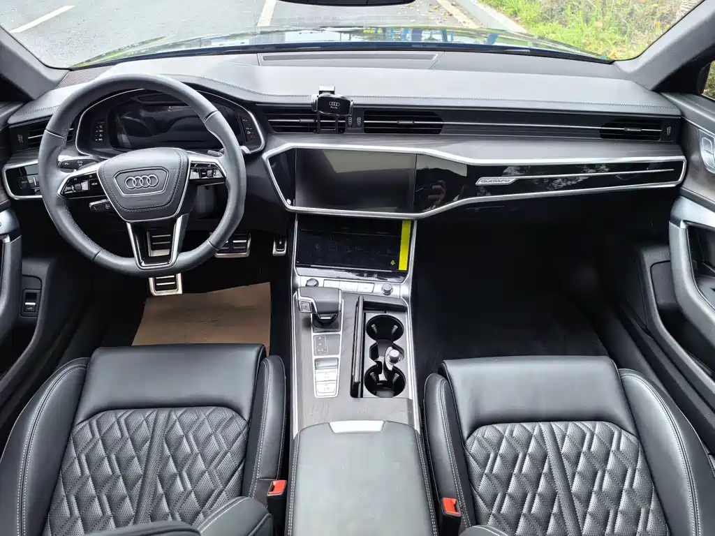 Audi A6L — миниатюра 6