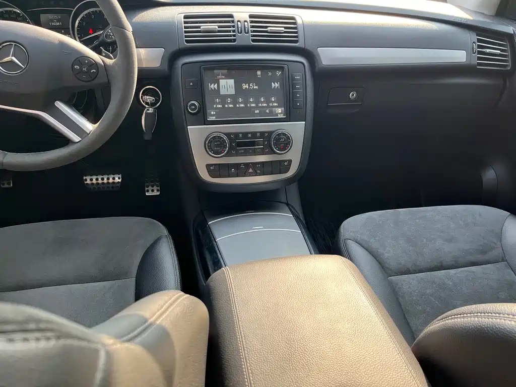 Mercedes-Benz R-Class — миниатюра 19