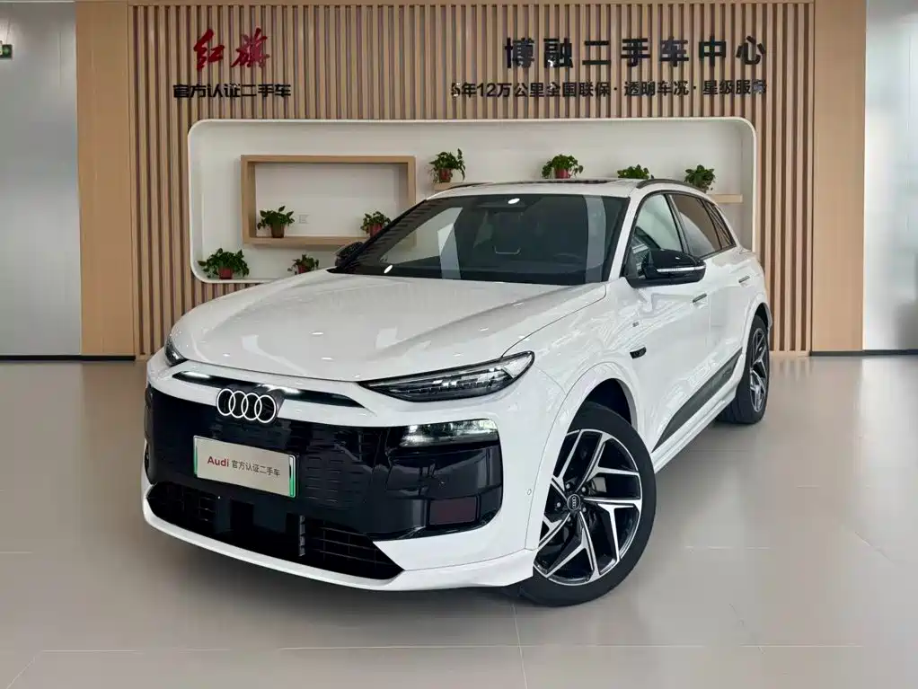 Audi AudiQ6L E-tron
