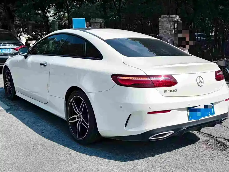 Mercedes-Benz E-Class (Import) — миниатюра 5