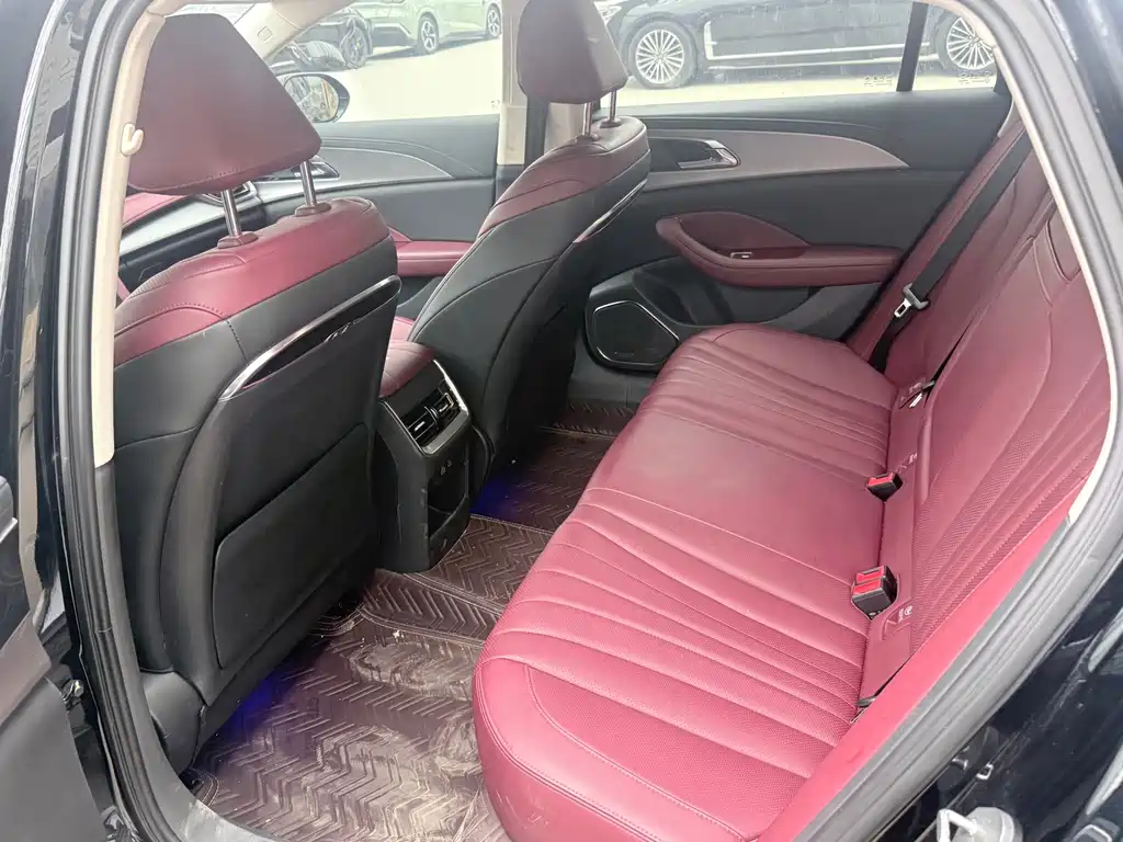 Hongqi Hongqi H5 — миниатюра 5