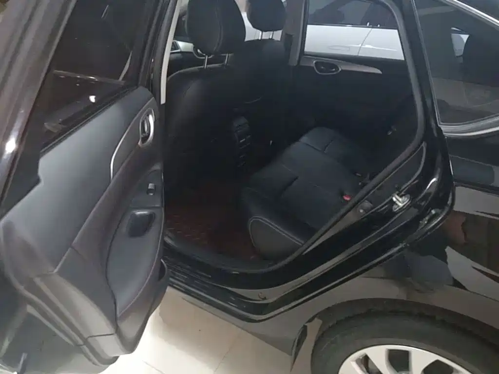 Nissan Sylphy — миниатюра 17