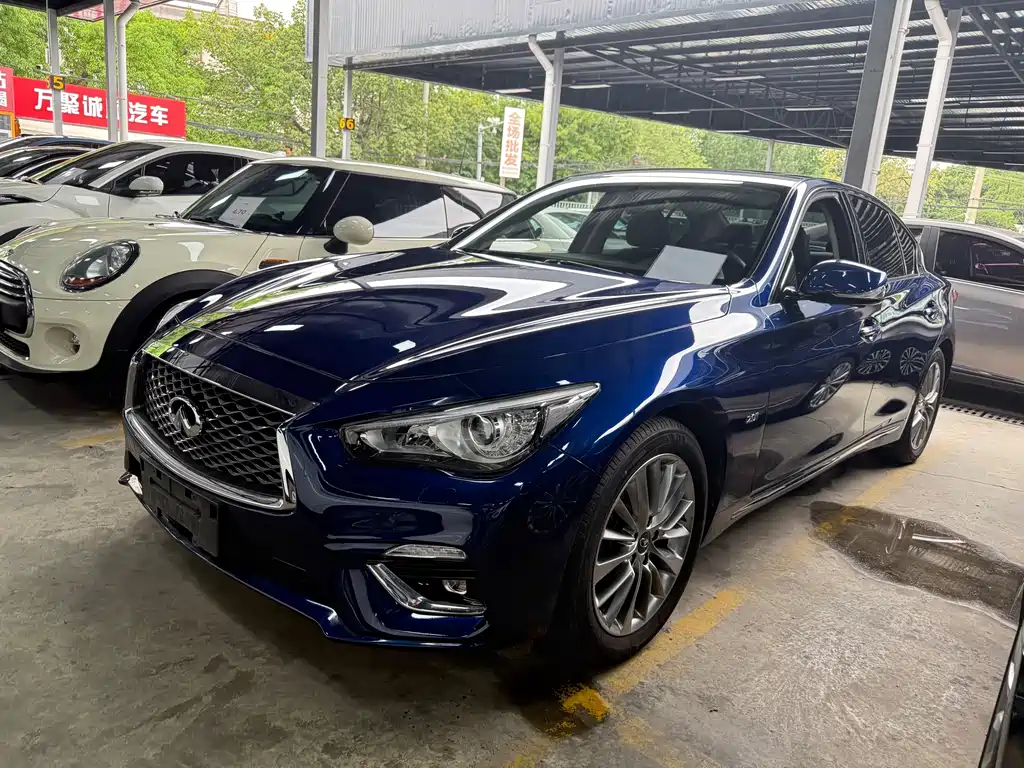 Infiniti Q50L 2018