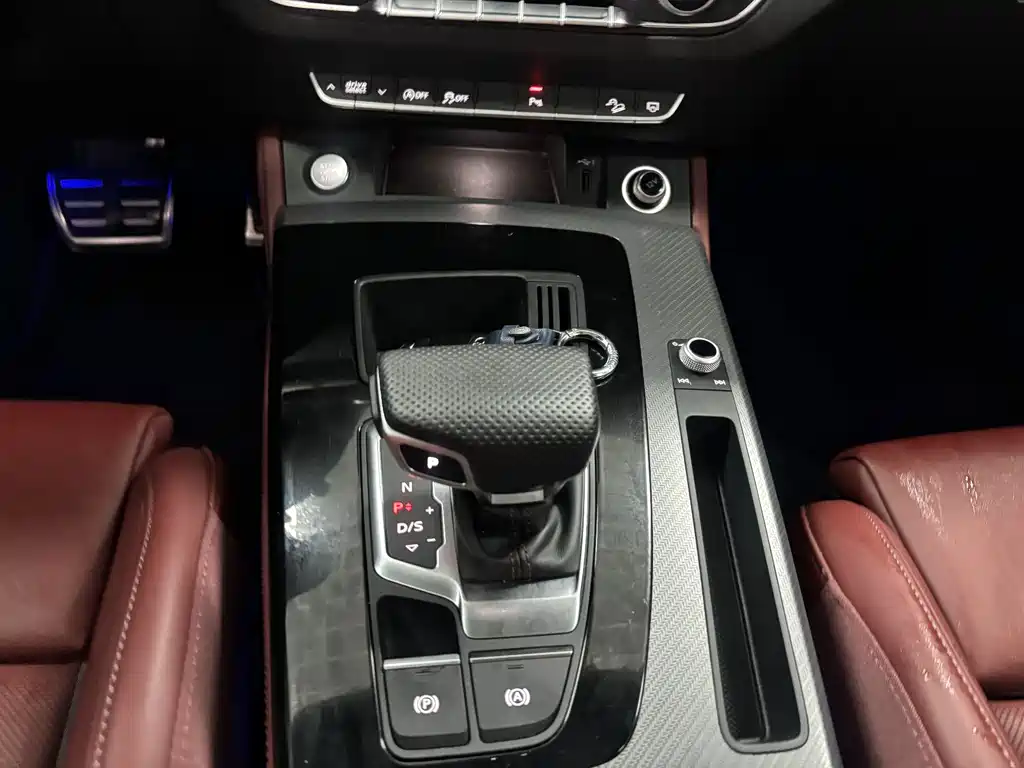 Audi Q5L — миниатюра 17