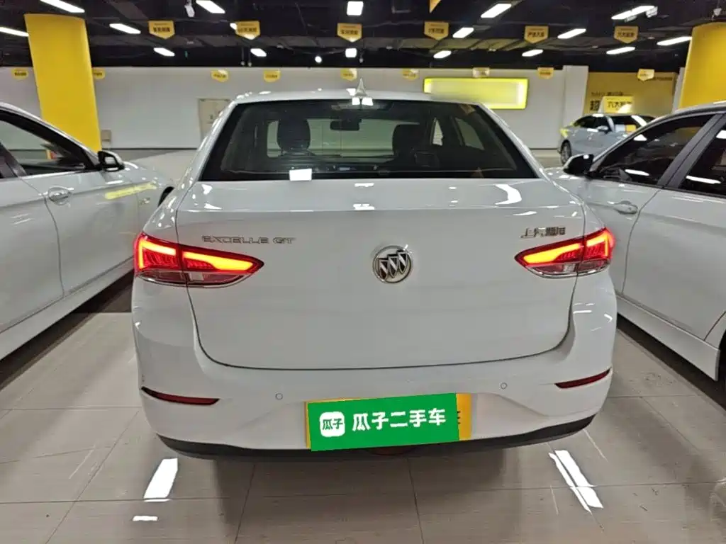 Buick Excelle — миниатюра 6