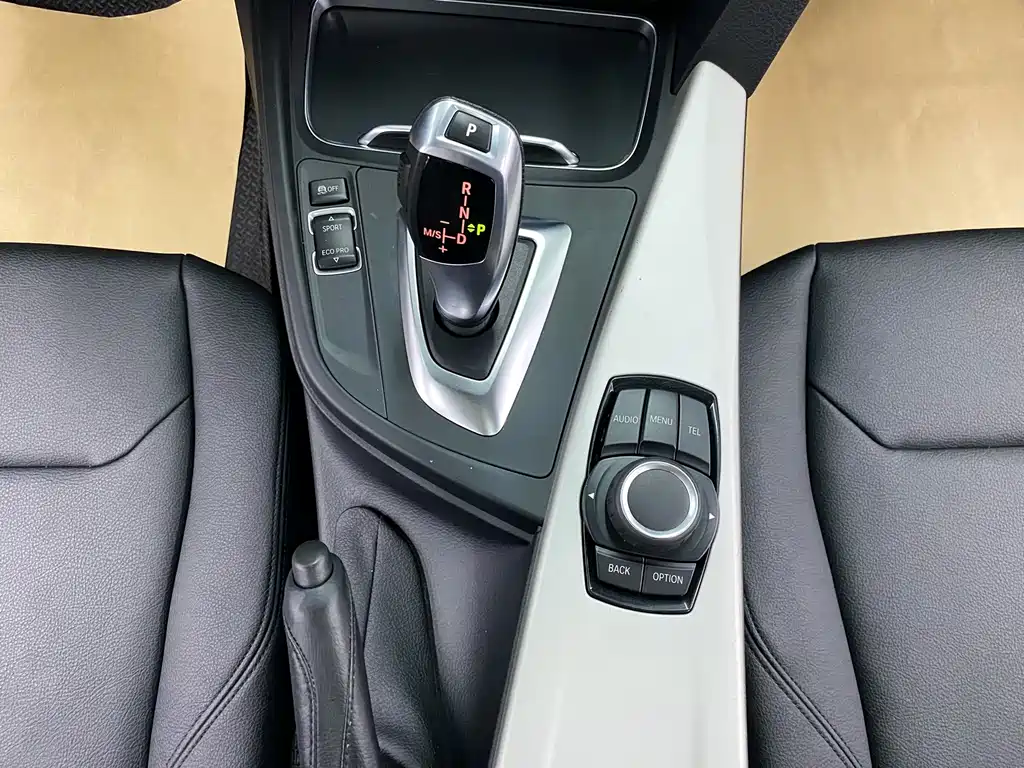 BMW 4 Series — миниатюра 17