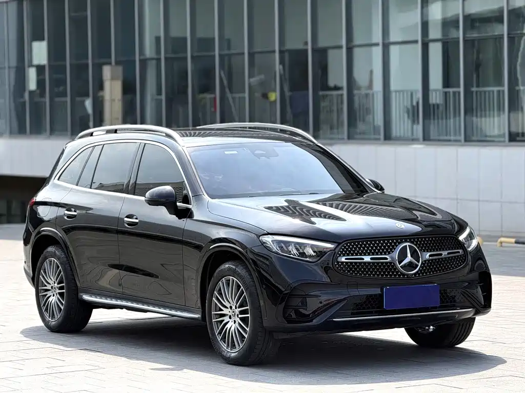 Mercedes-Benz GLC 2023 GLC 300 L 4MATIC 5 мест