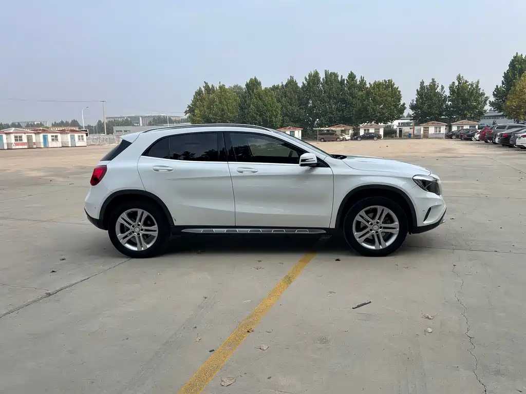 Mercedes-Benz GLA — миниатюра 4