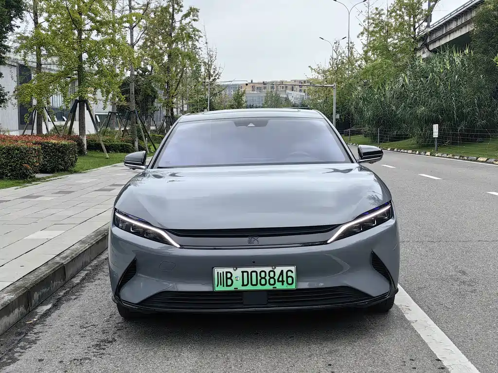 BYD Han — миниатюра 3