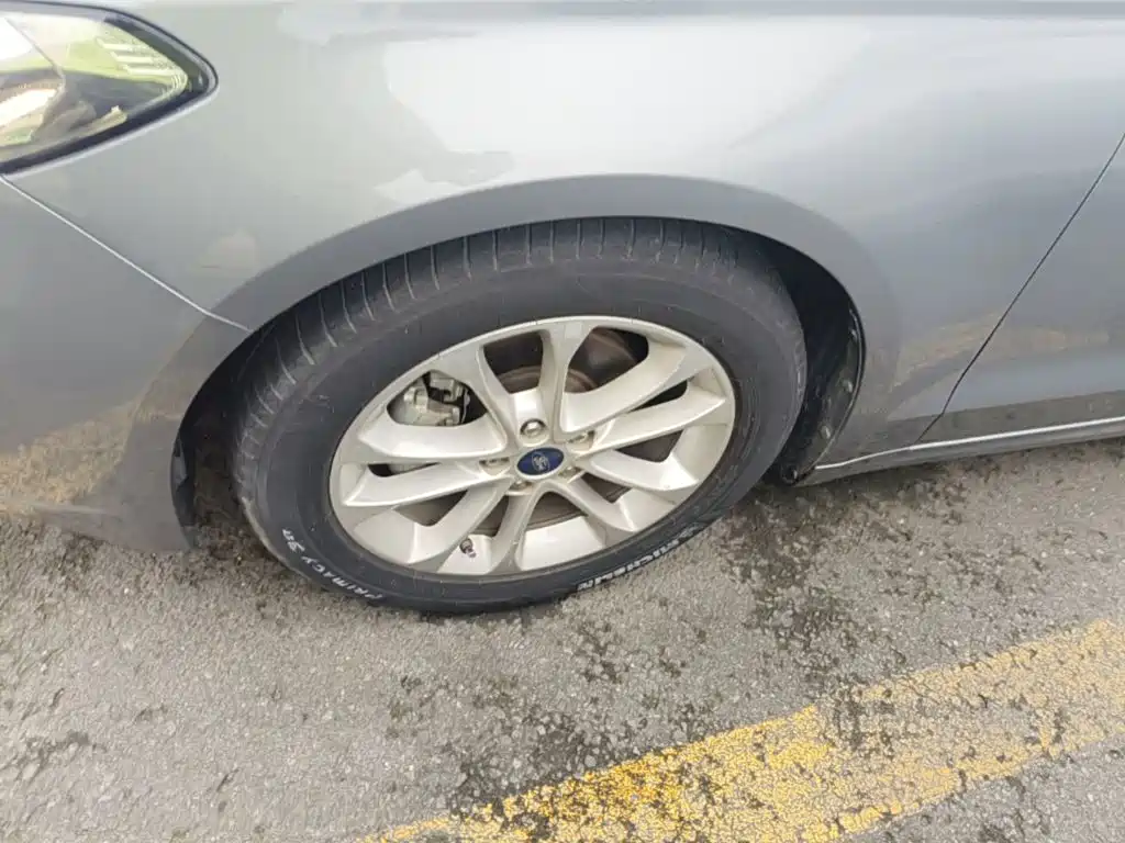 Ford Mondeo — миниатюра 23