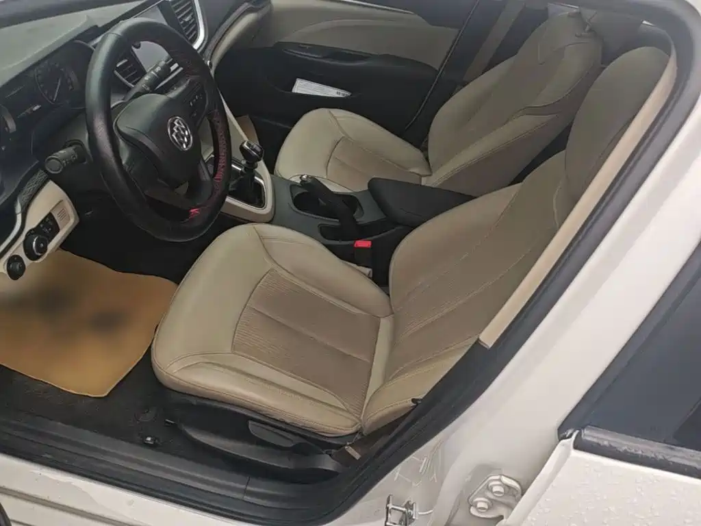 Buick Excelle — миниатюра 15