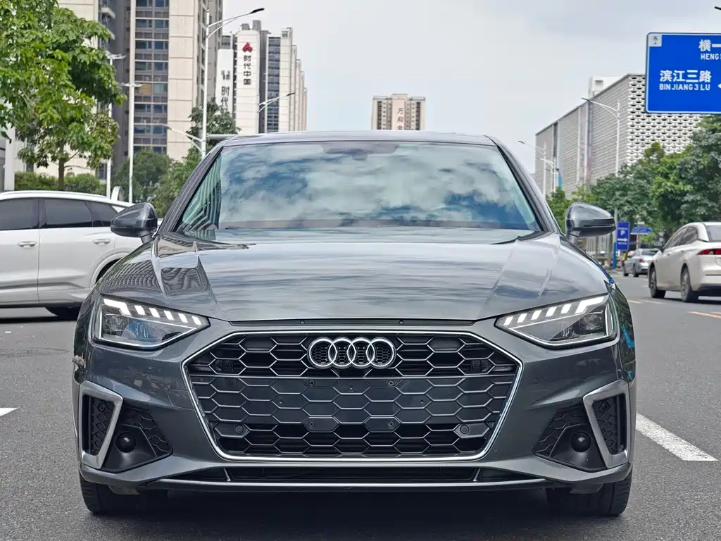 Audi A4L 2020 40 TFSI Fashion