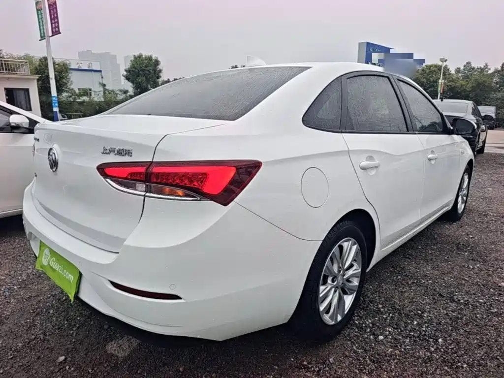 Buick Excelle — миниатюра 7