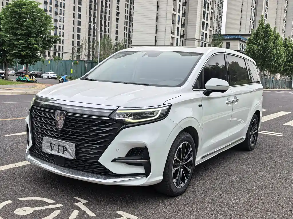 Roewe iMAX8 2021