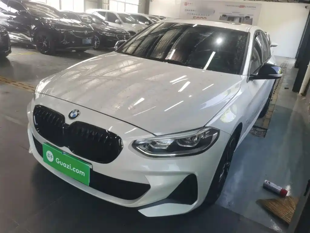 BMW 1 Series 2023