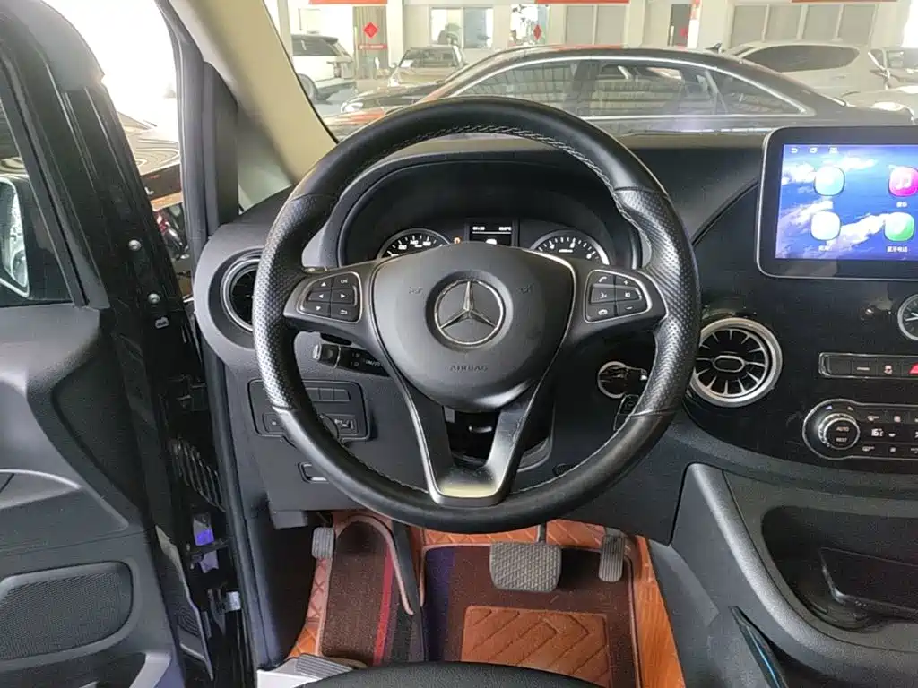 Mercedes-Benz Vito — миниатюра 7
