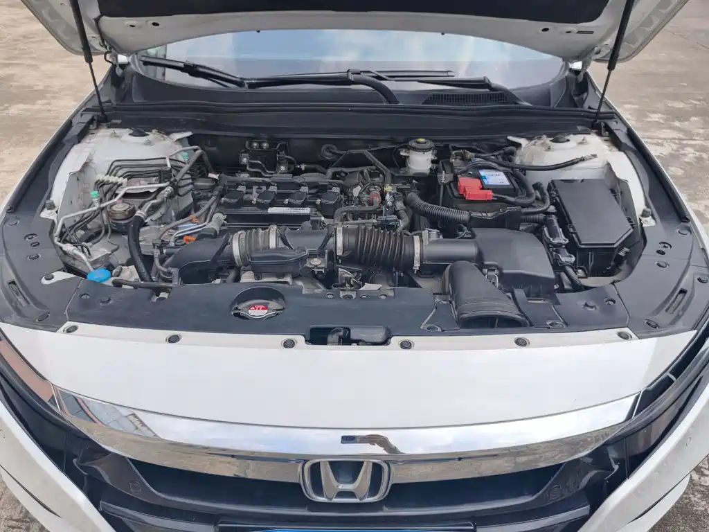 Honda Accord — миниатюра 20