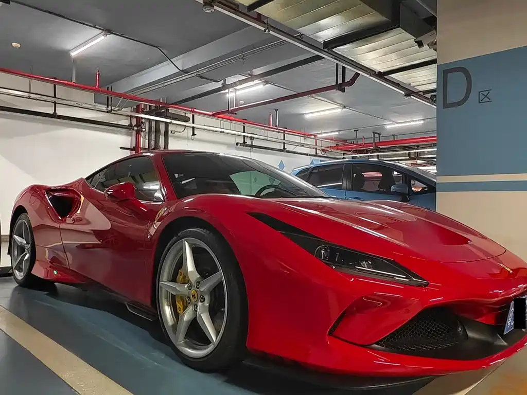 Ferrari F8 2022