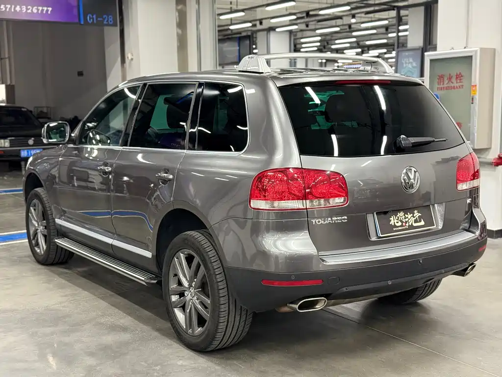Volkswagen Touareg 05 4.2 V8