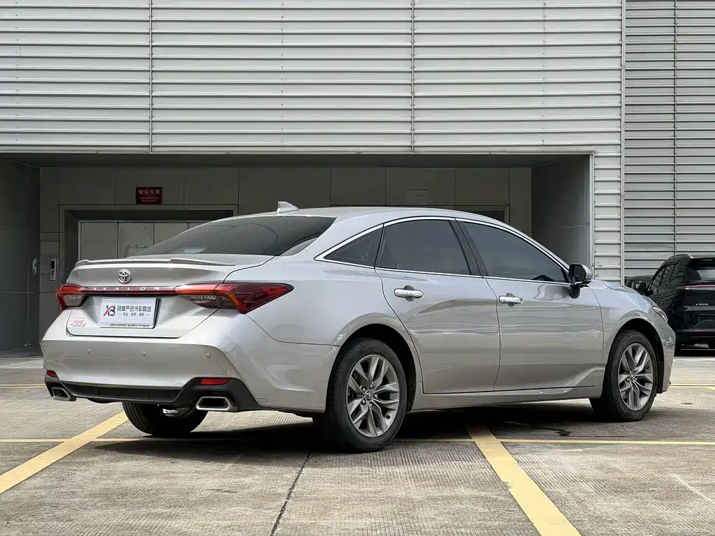 Toyota Avalon 2021 2.5L Luxury
