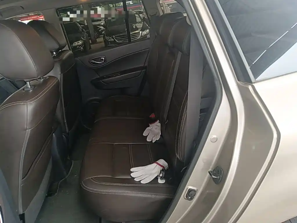 Renault Koleos (Import) — миниатюра 17