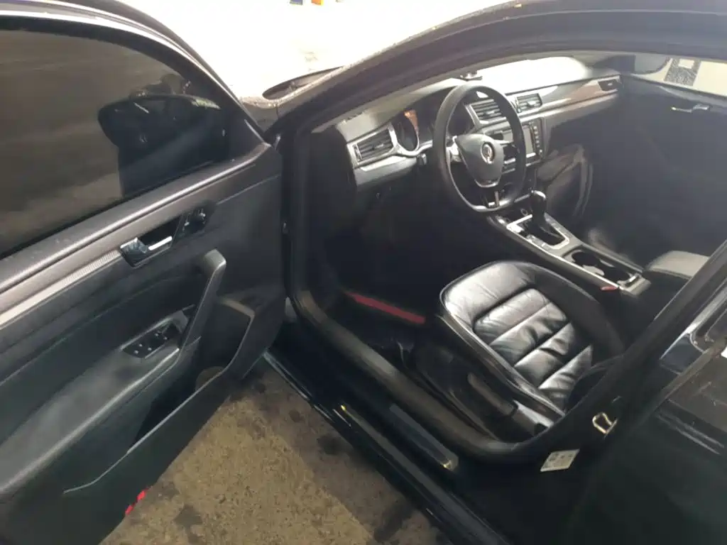 Volkswagen Passat — миниатюра 16