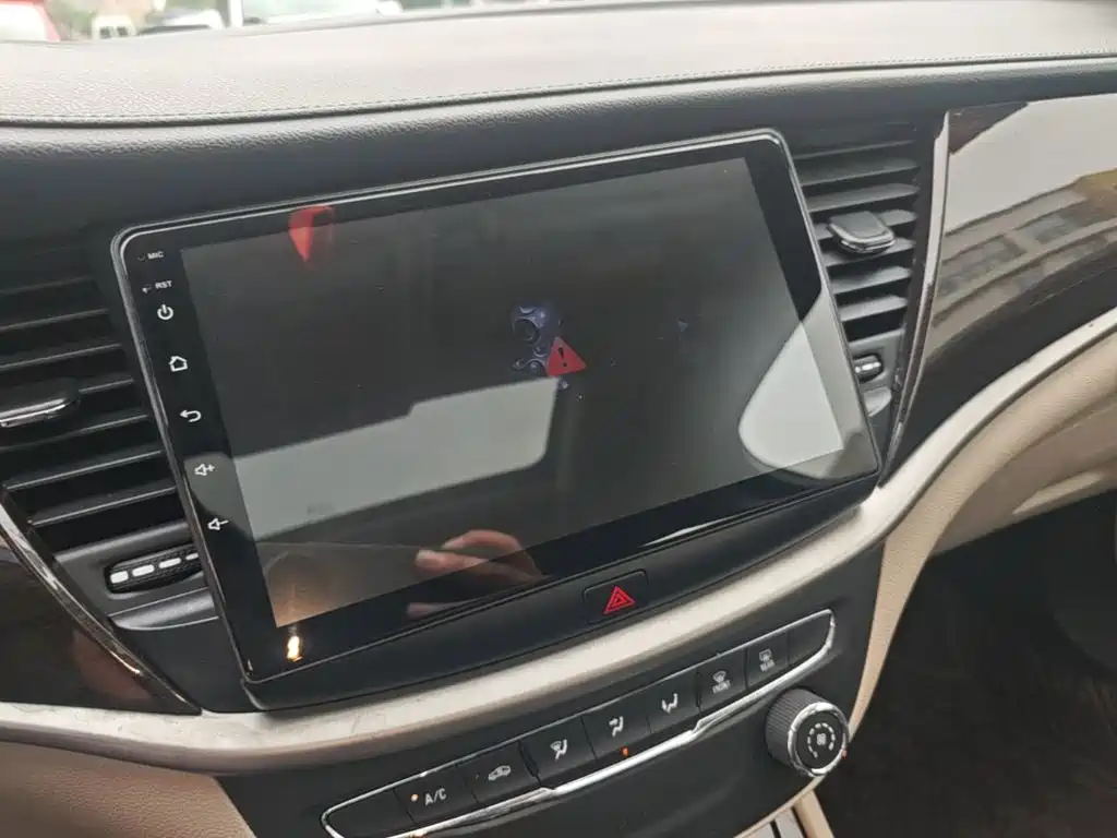 Buick Verano — миниатюра 13